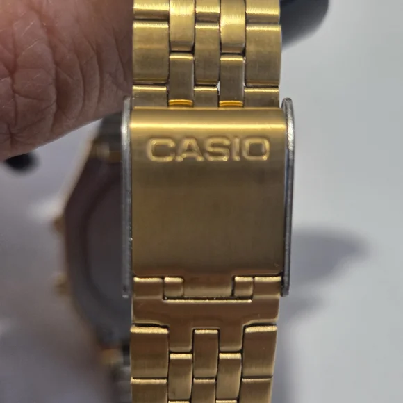 Casio A168 3298 Digital Watch Box With Instruction Manual - Picture 4 of 8